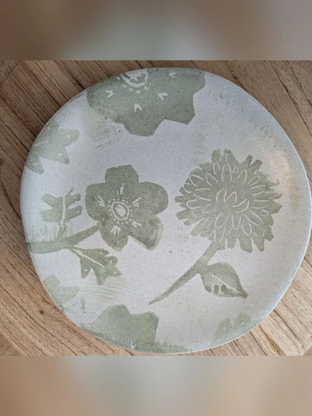 Anthropologie Never Used Floral Stoneware Dinner Plate in Sage Green
